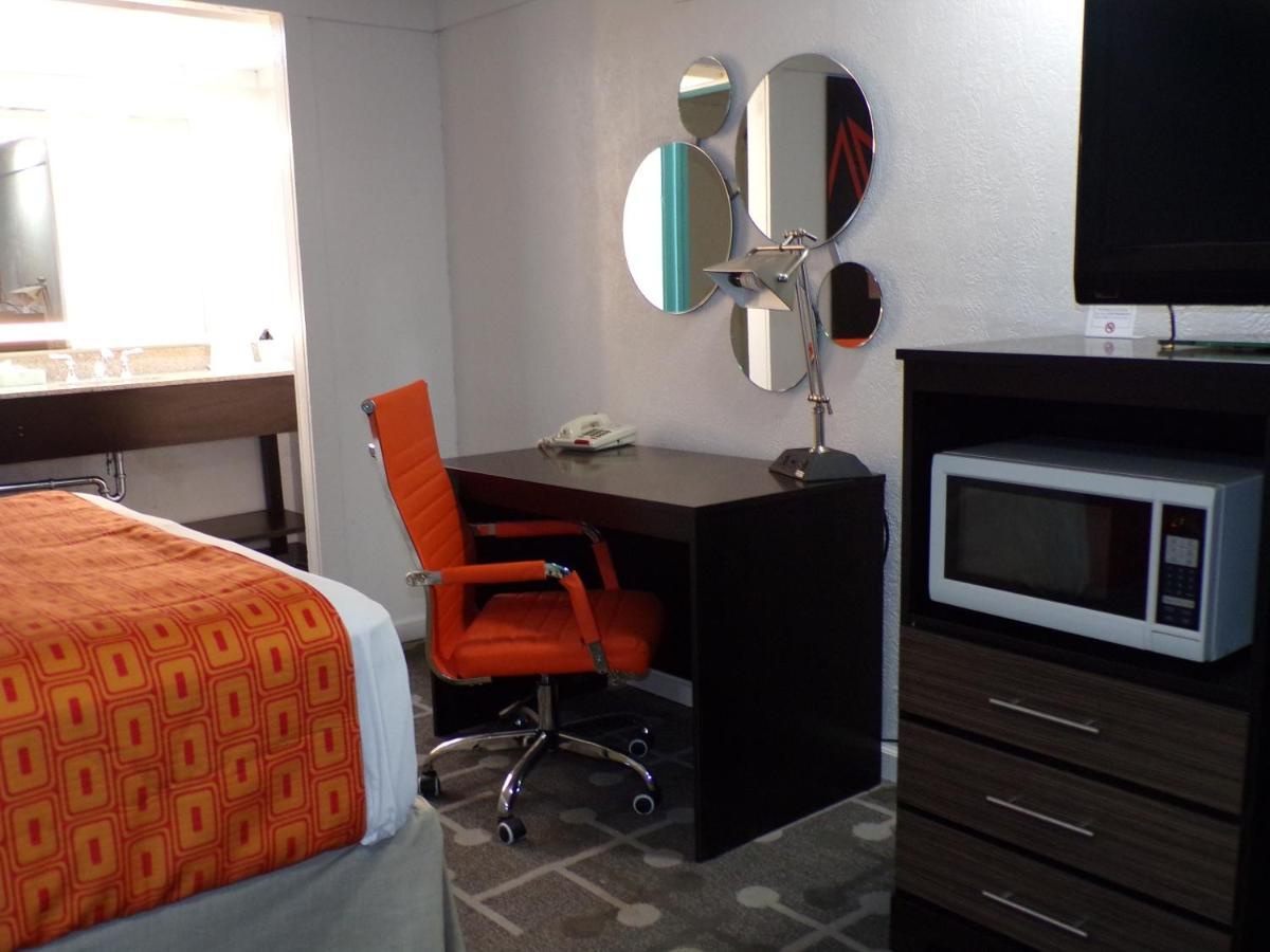 Dover Inn And Suites Eksteriør billede